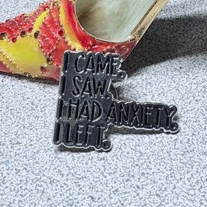 ⭐️🎁 self love motivational pin-enamel and bright pin/anxiety